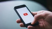 Потребители на YouTube съобщиха за нови ограничения
